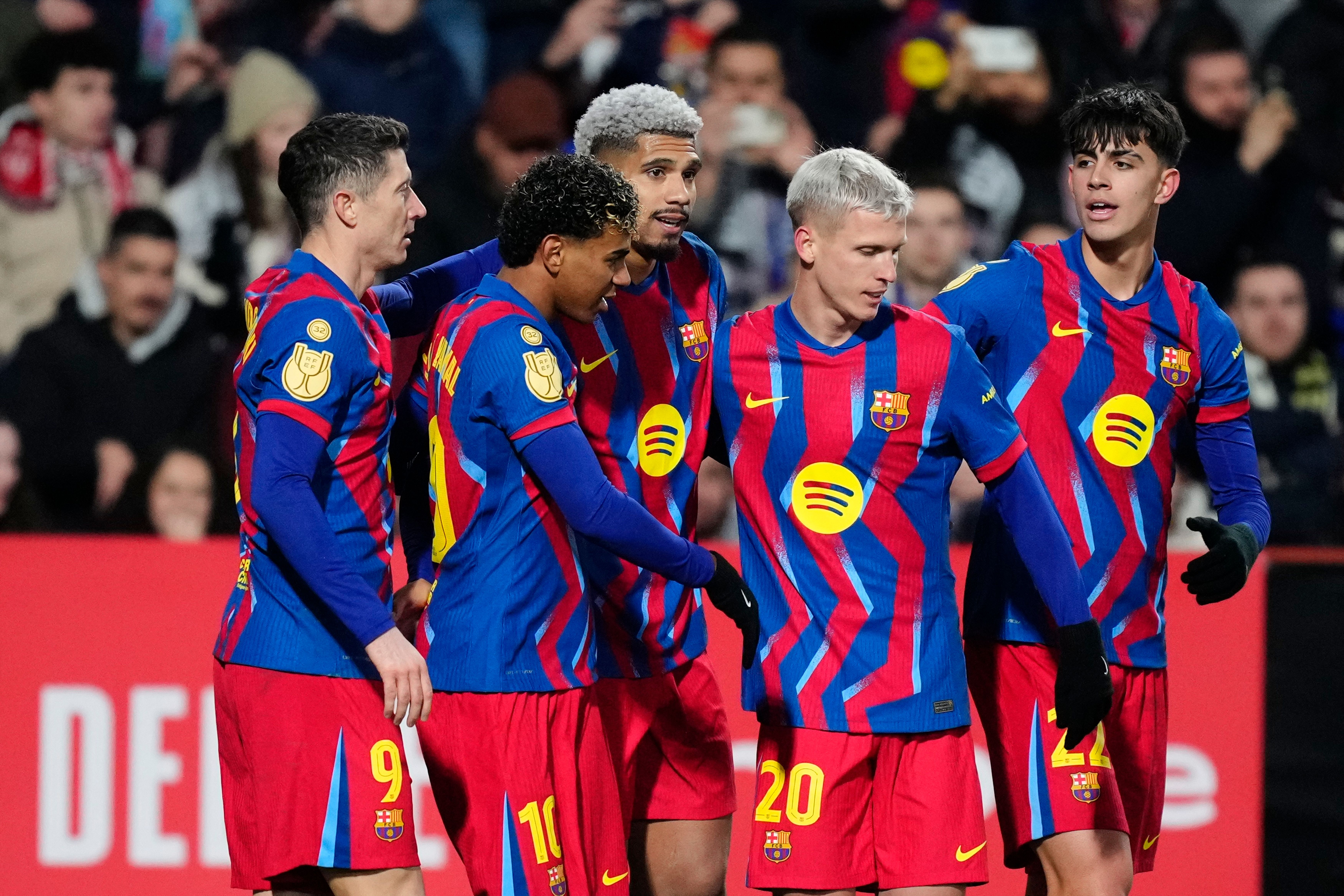 每体：巴萨更衣室坚信次回合将逆转马竞，声称“永不言弃”