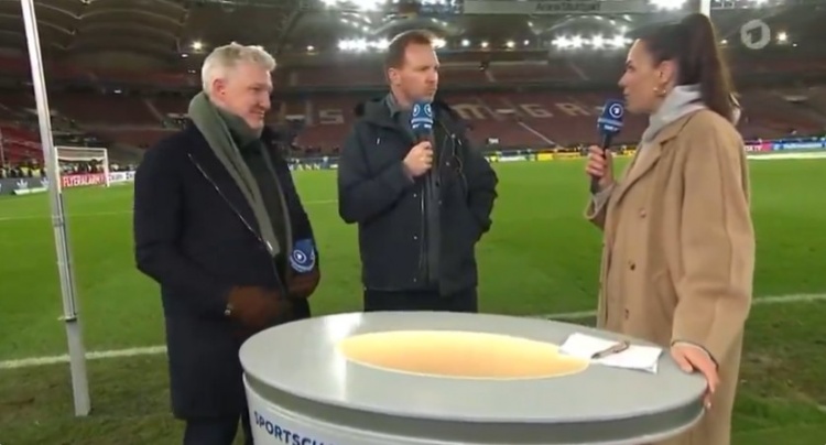 略显不满！纳帅：久攻不下队员们开始散漫，随性发挥纯属自找麻烦