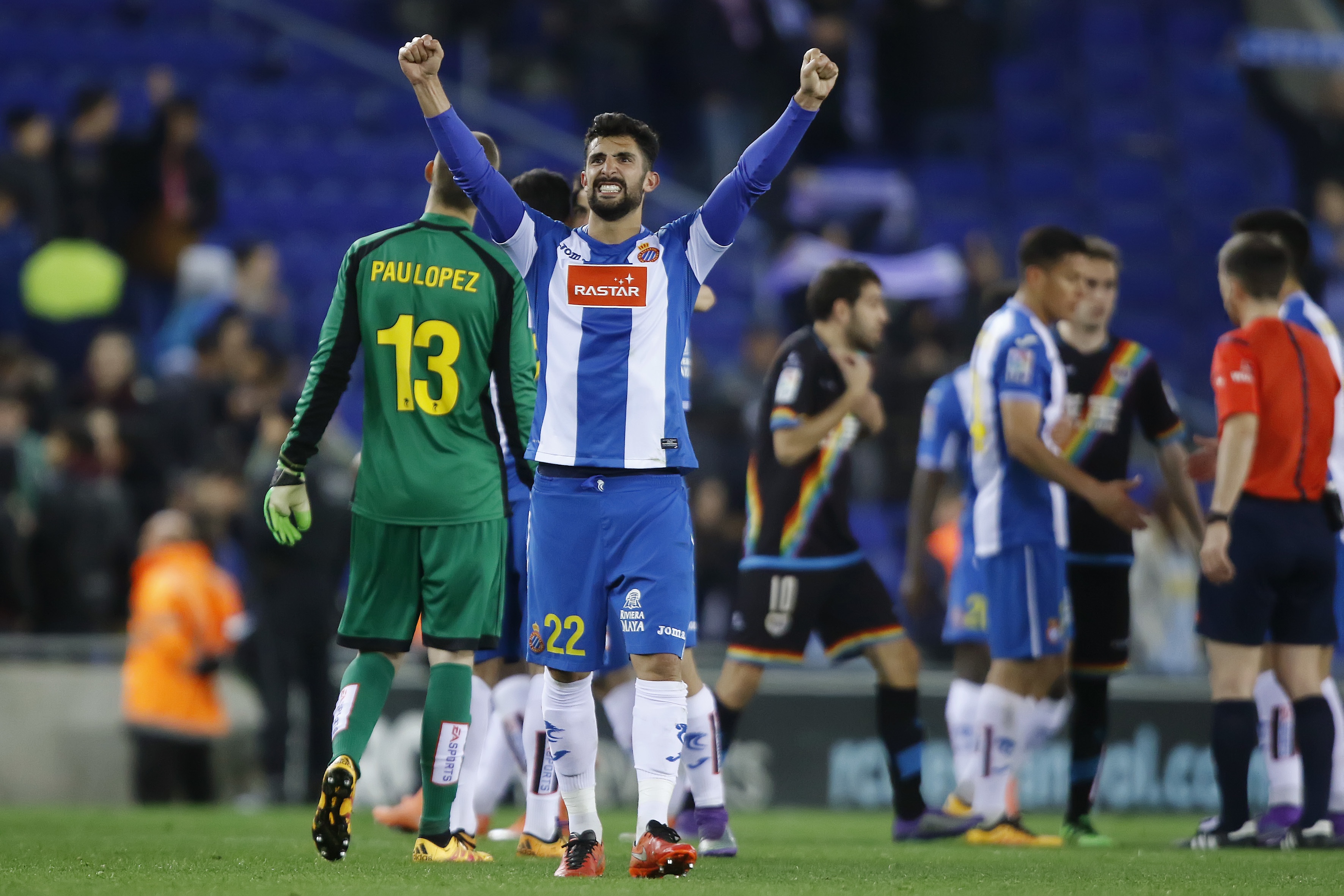 前西班牙人后卫：梅西当年说我太菜，我只能回击说他太矮