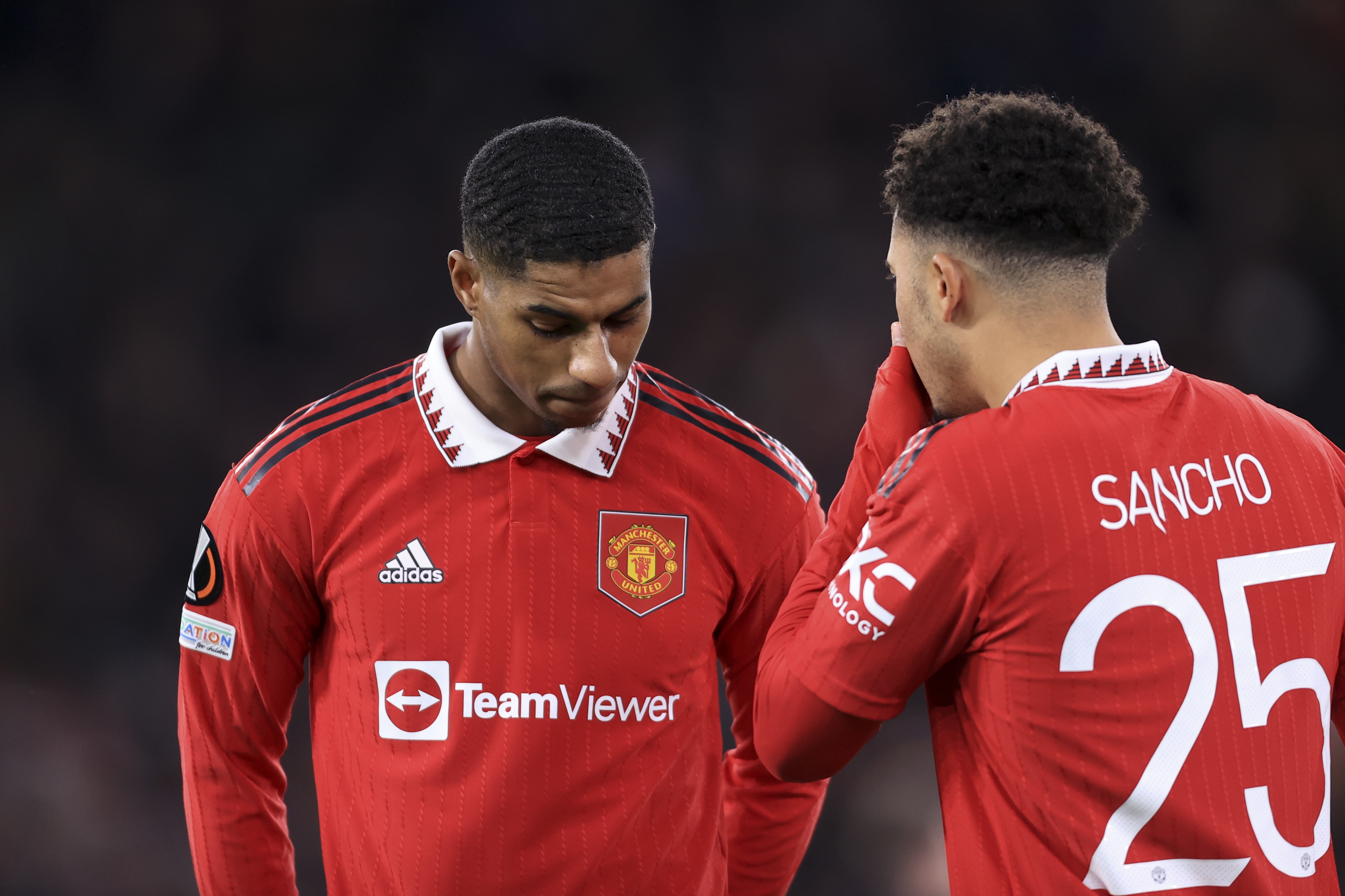 大清洗！电讯报：曼联计划今夏清理5名球员，腾出120万镑周薪空间