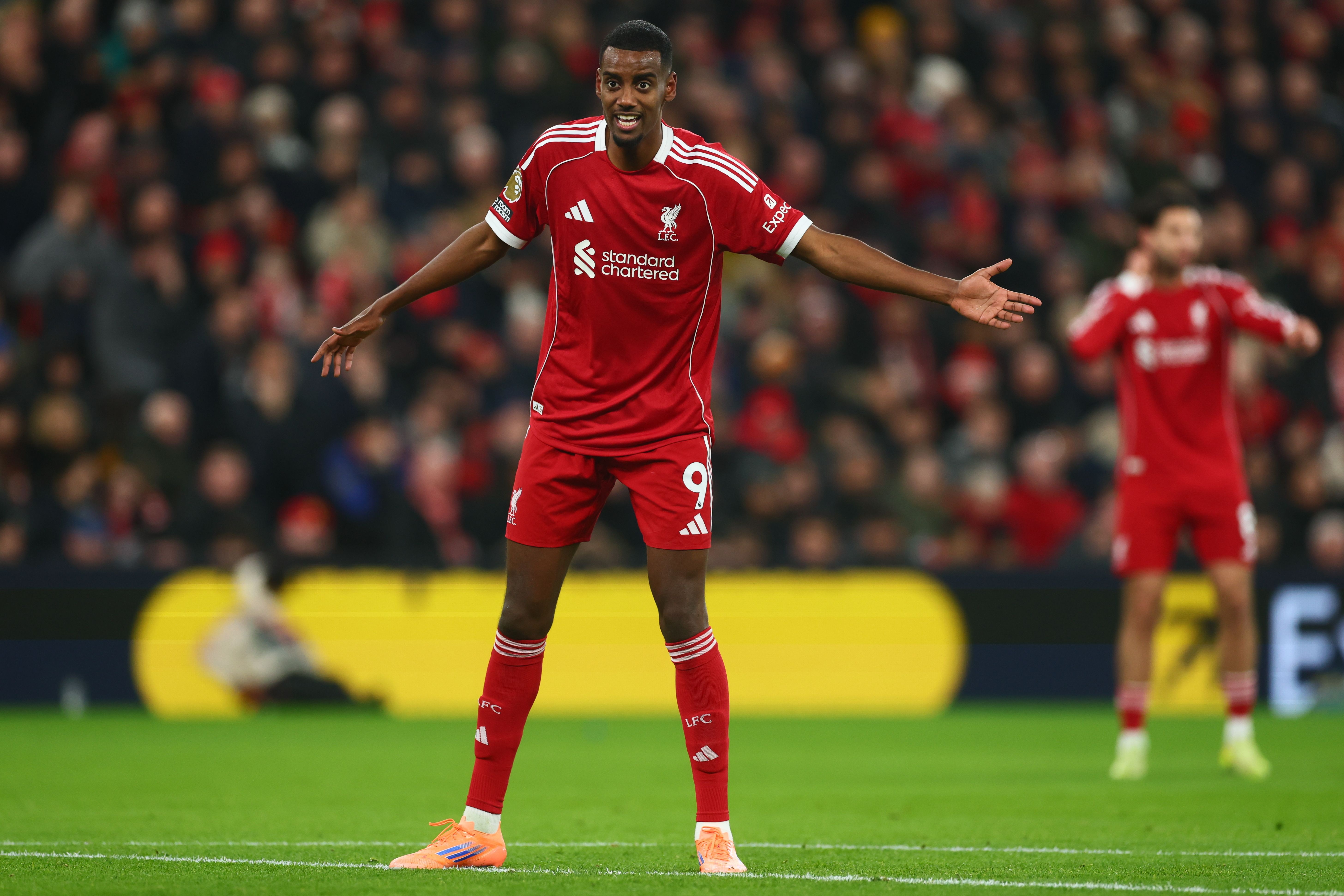 泰晤士：利物浦需要伊萨克拿出应有的表现，解决进球难题