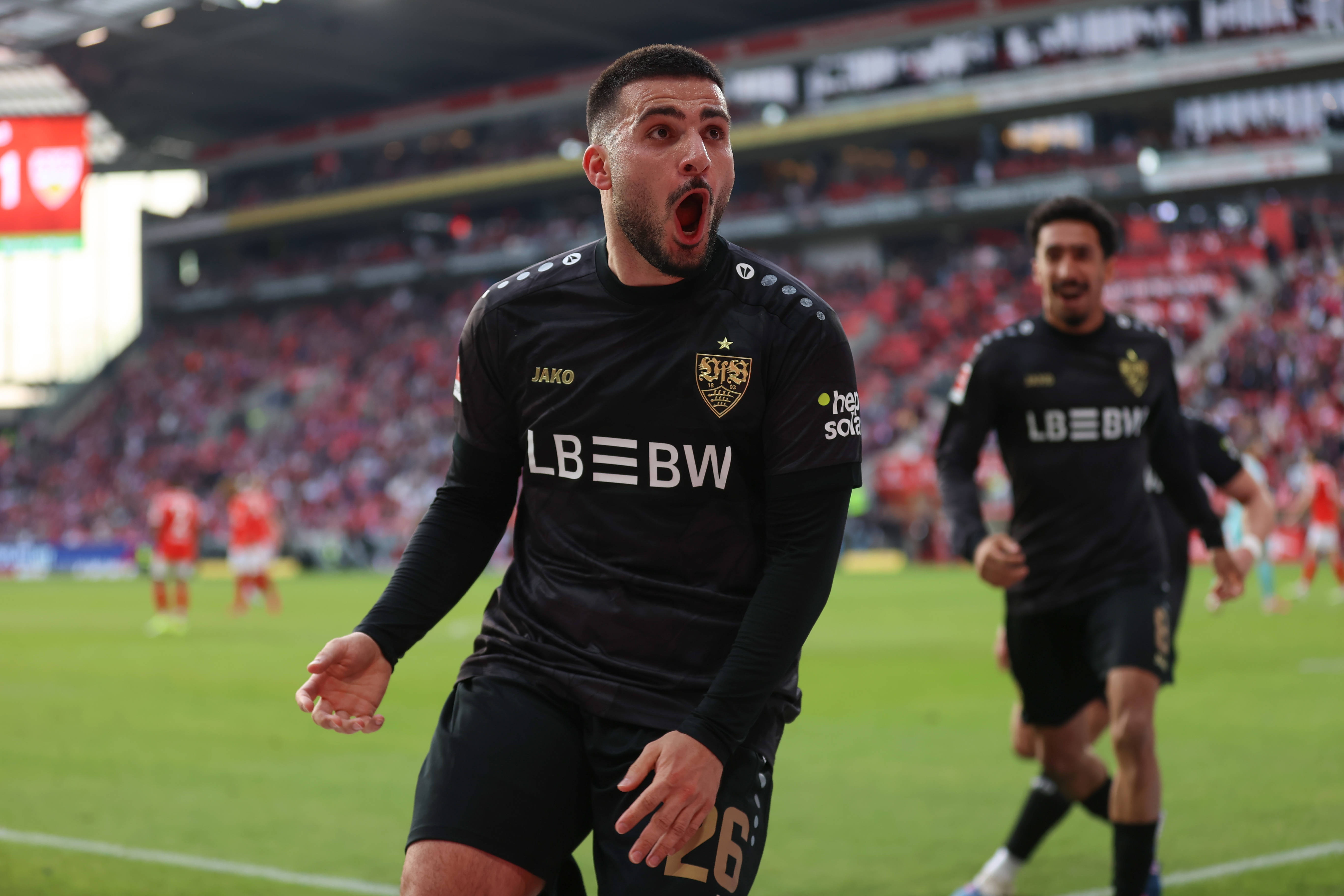 翁达夫：整场比赛我们表现更好 阿德耶米庆祝动作有挑衅意味