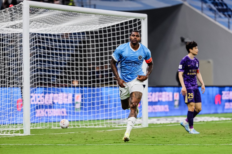 韦斯利：很开心取得两粒进球帮助球队，希望通过进球更多帮助球队