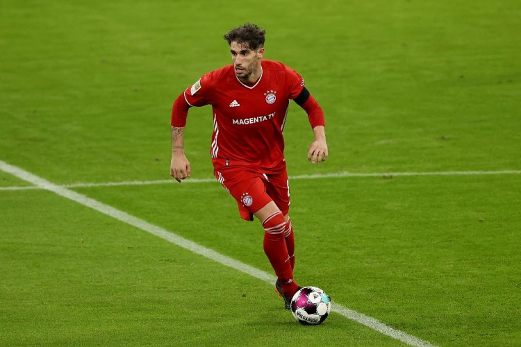 哈维·马丁内斯：拜仁是欧冠头号热门之一 莱万进球本能70岁也在