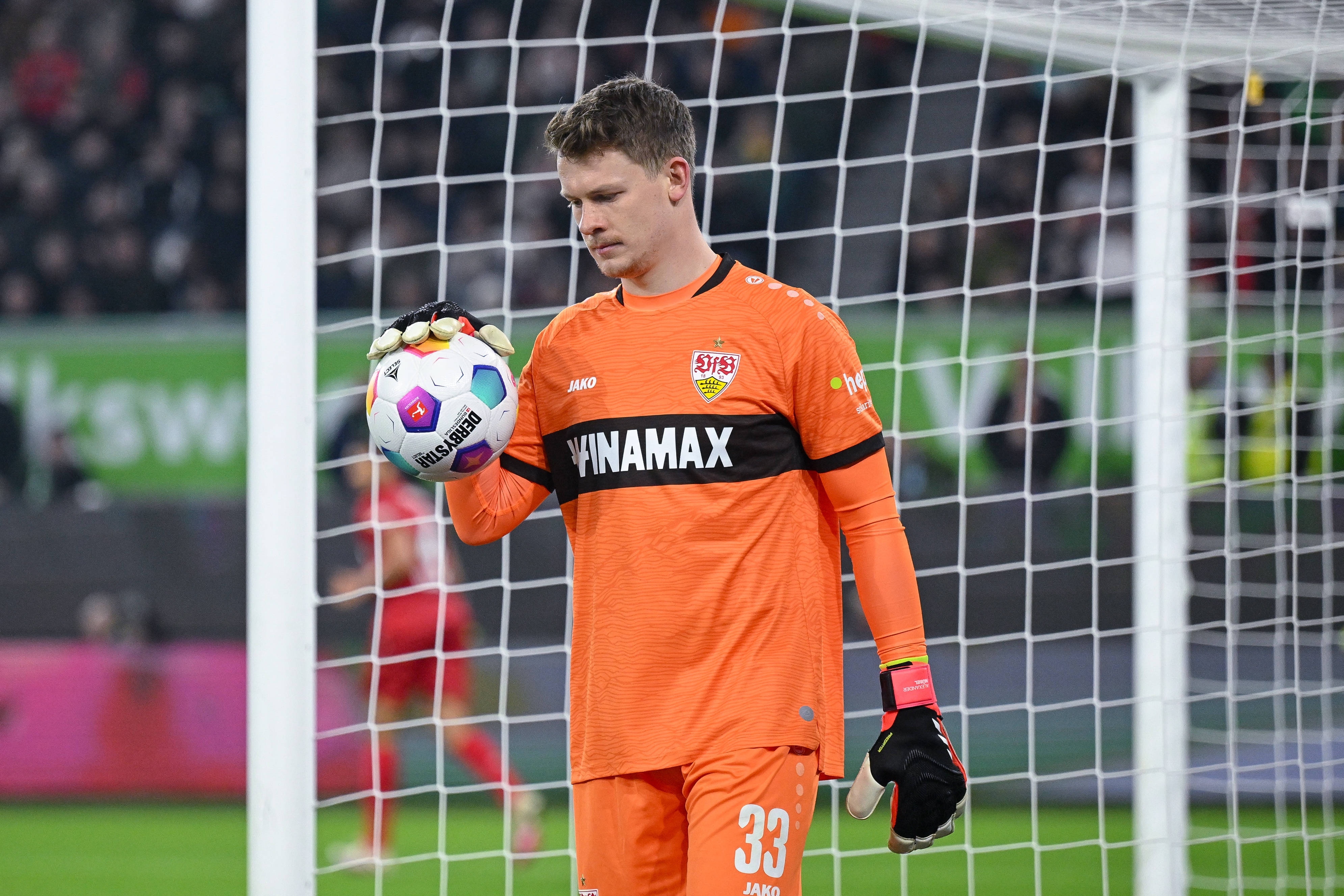 斯图加特客战拜仁！图片报：29岁外租门将努贝尔将为自己未来而战