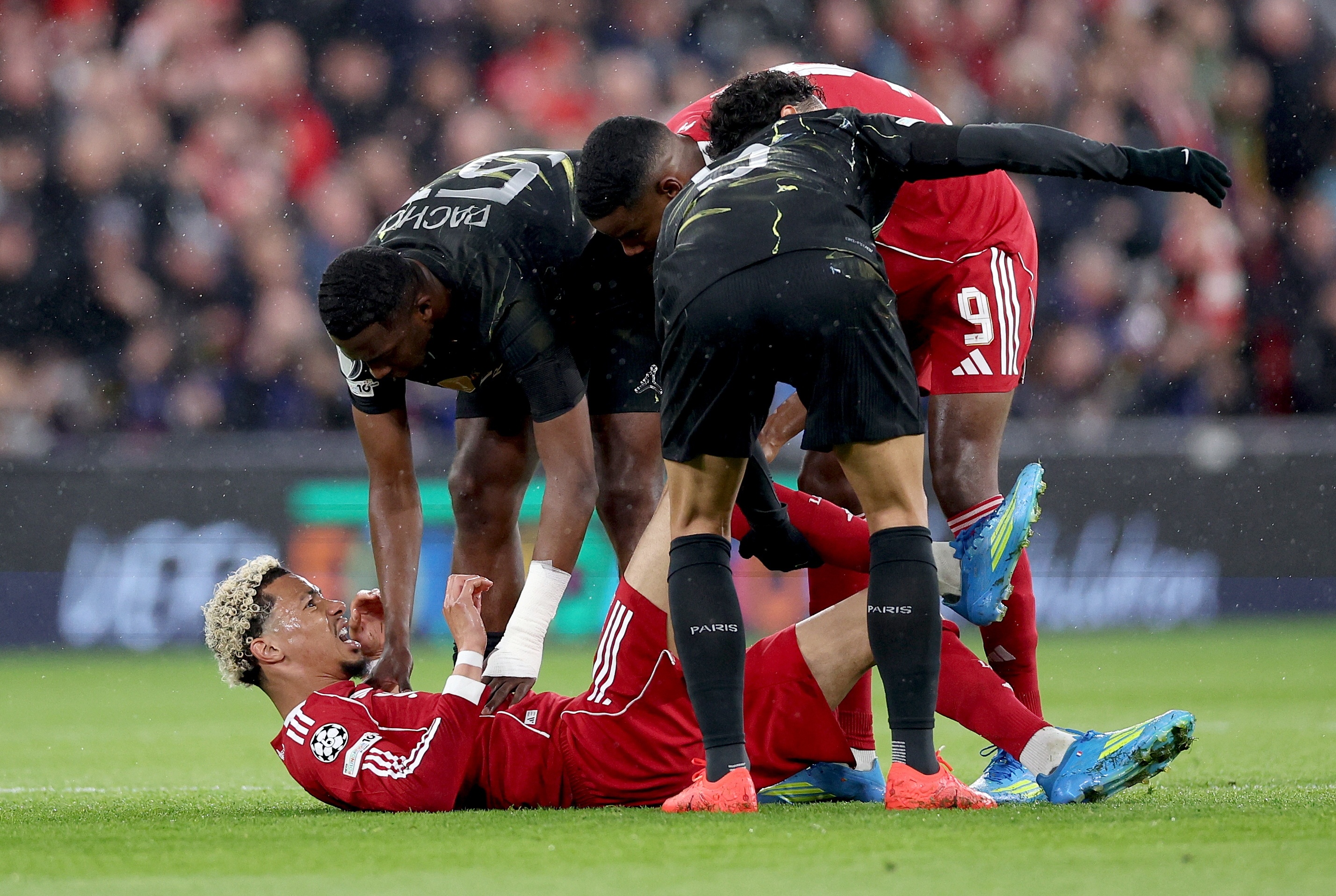 TA：埃基蒂克伤缺削弱利物浦火力 球队需欧冠资格提升引援预算