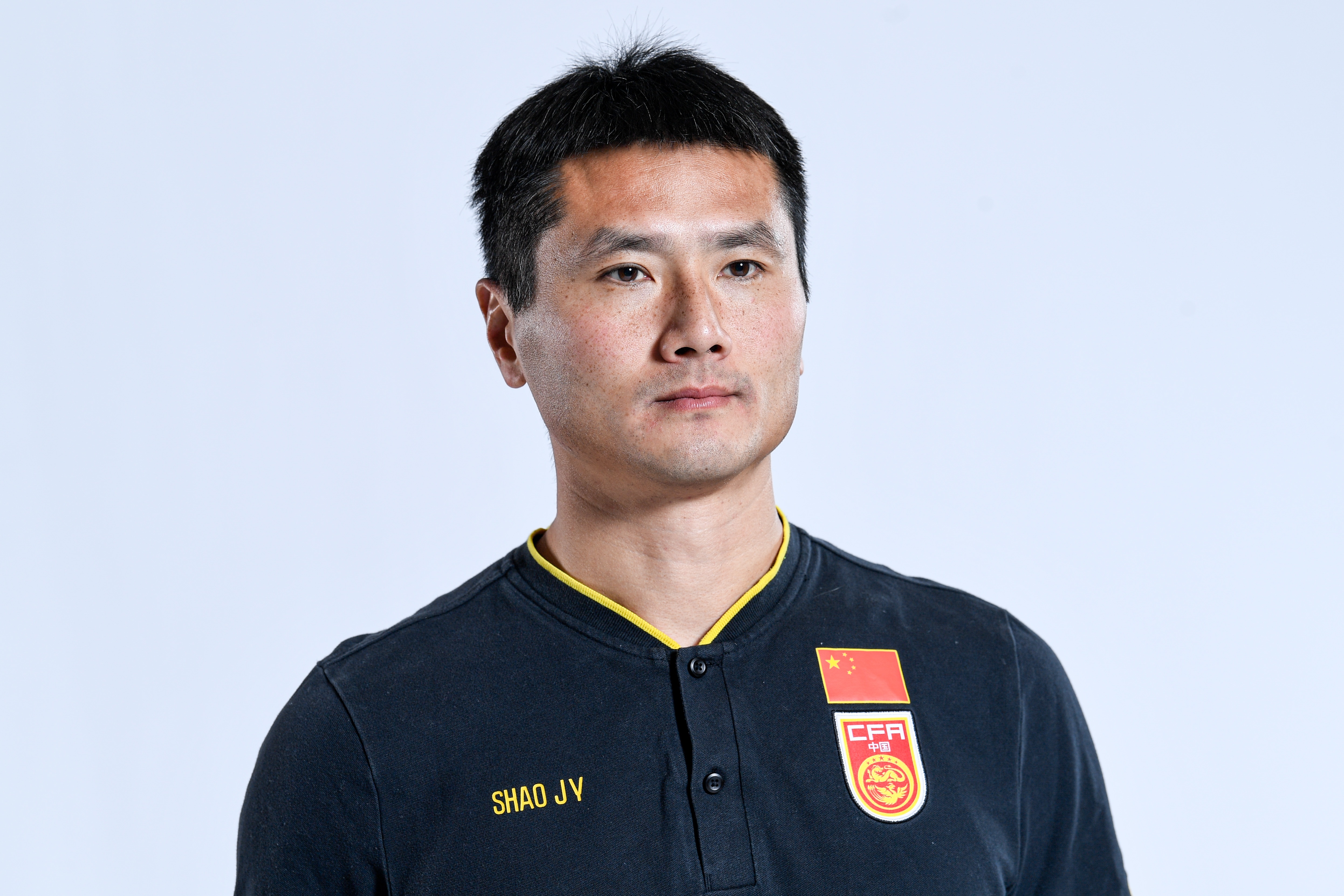 记者：邵佳一临场应变能力还是不错的，这次系列赛起到了练兵目的