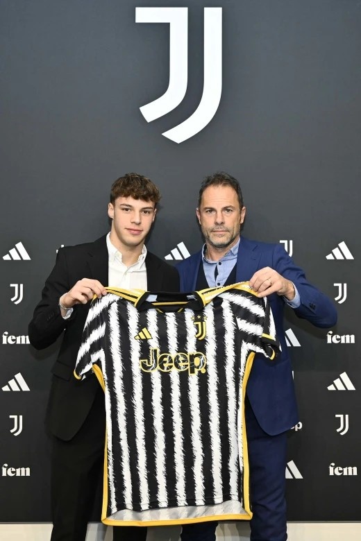 尤文小将帕纽科：代表一线队出战是梦想 被征召训练时很激动