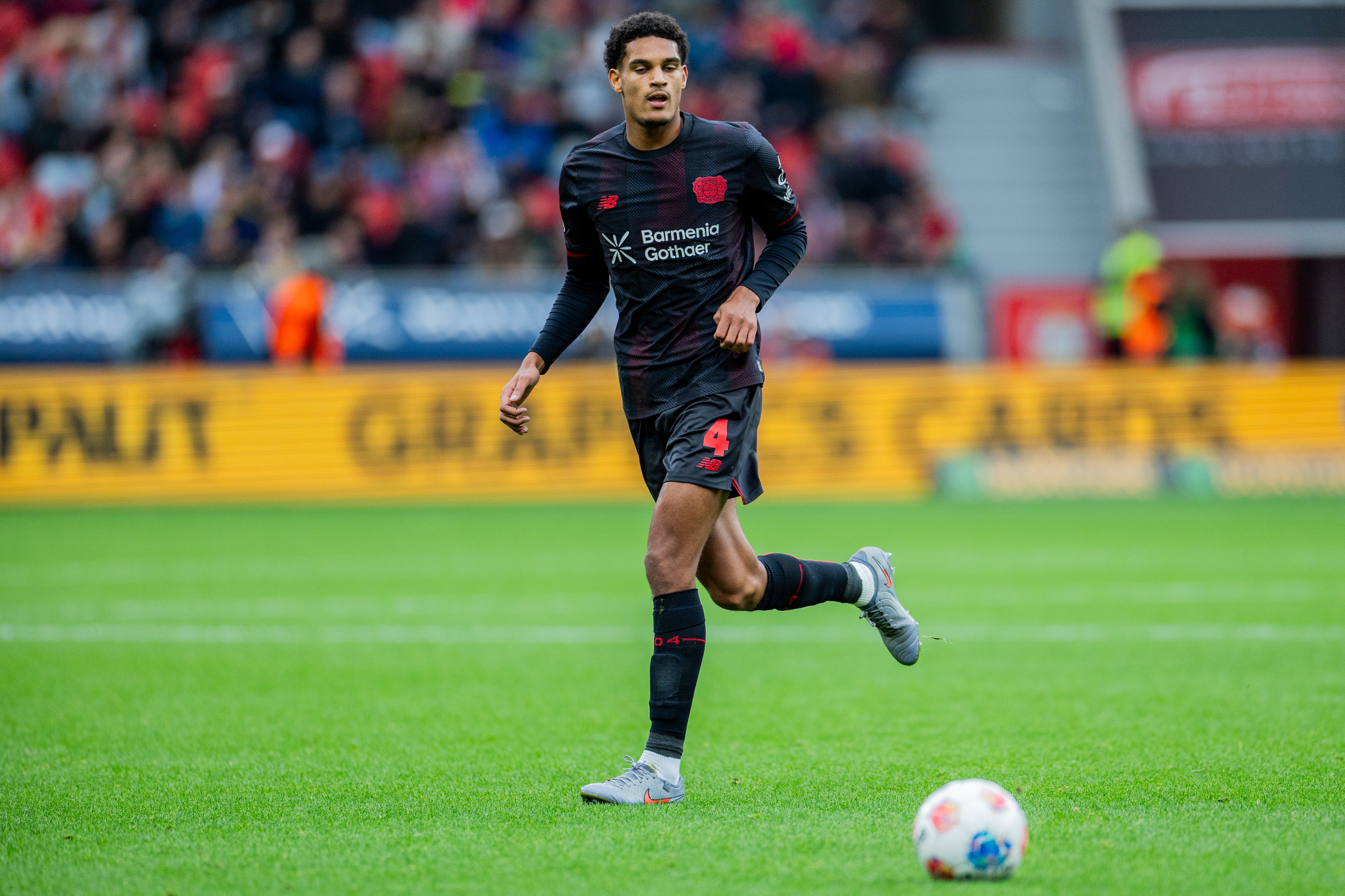 宽萨：离开待17年的利物浦并不容易 凯恩是全能前锋几乎无所不能