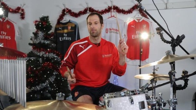 切赫：打鼓教会我如何用不同的方式使用四肢，未来想执教一支球队