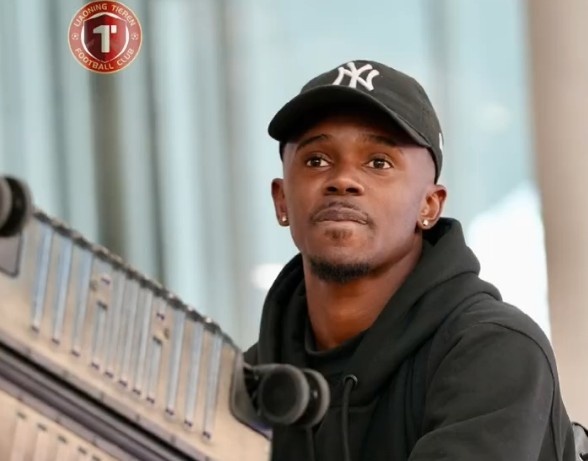 队报：里昂要求博塔弗戈支付球员转会费，涉及中超外援热菲尼奥