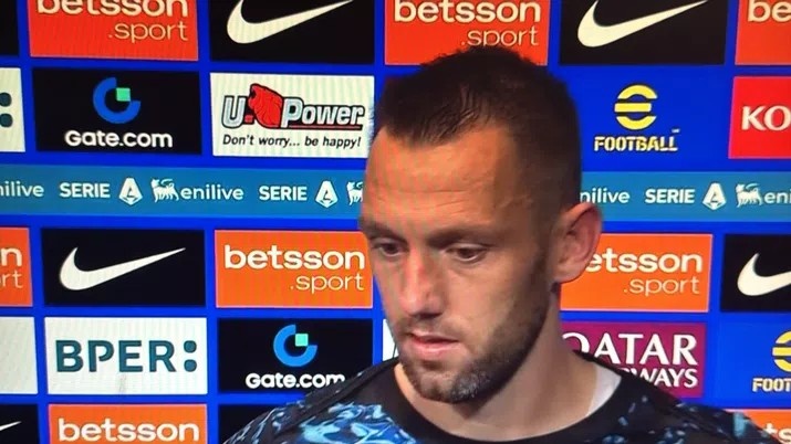 德弗里：赢球有助于提升士气，接下来5场比赛都要为赢而去踢