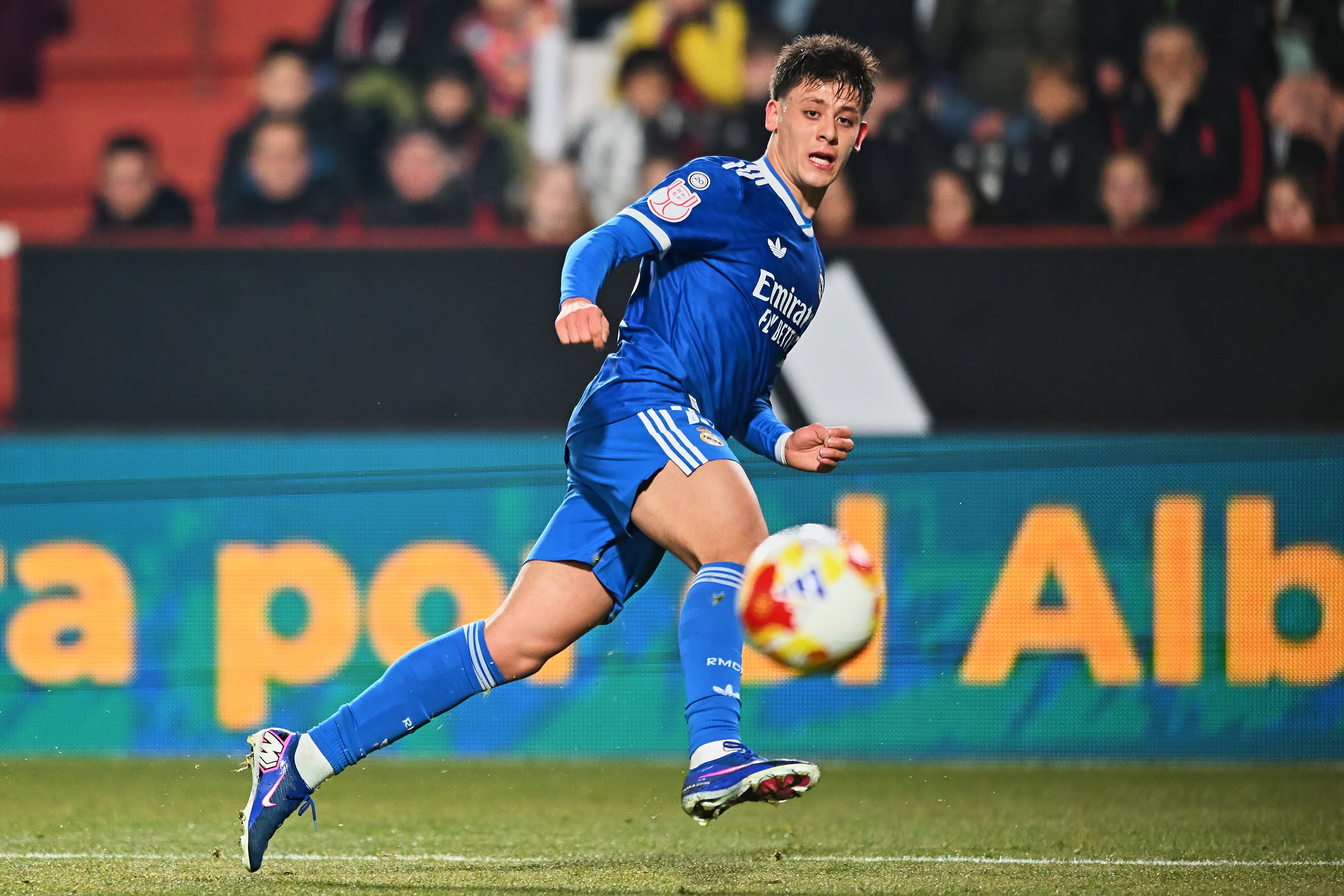 阿斯：土耳其球迷为居莱尔的表现感到自豪，亨利也盛赞其水平