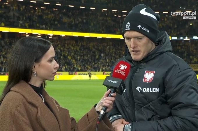 波兰前锋：我们是表现更好的球队，第3球丢得实在是太愚蠢了