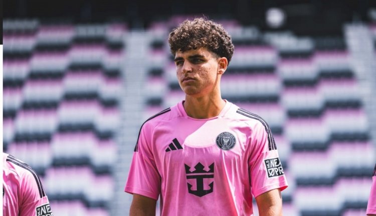 官方：迈阿密国际二队17岁后卫苏马拉暂时升上一线队