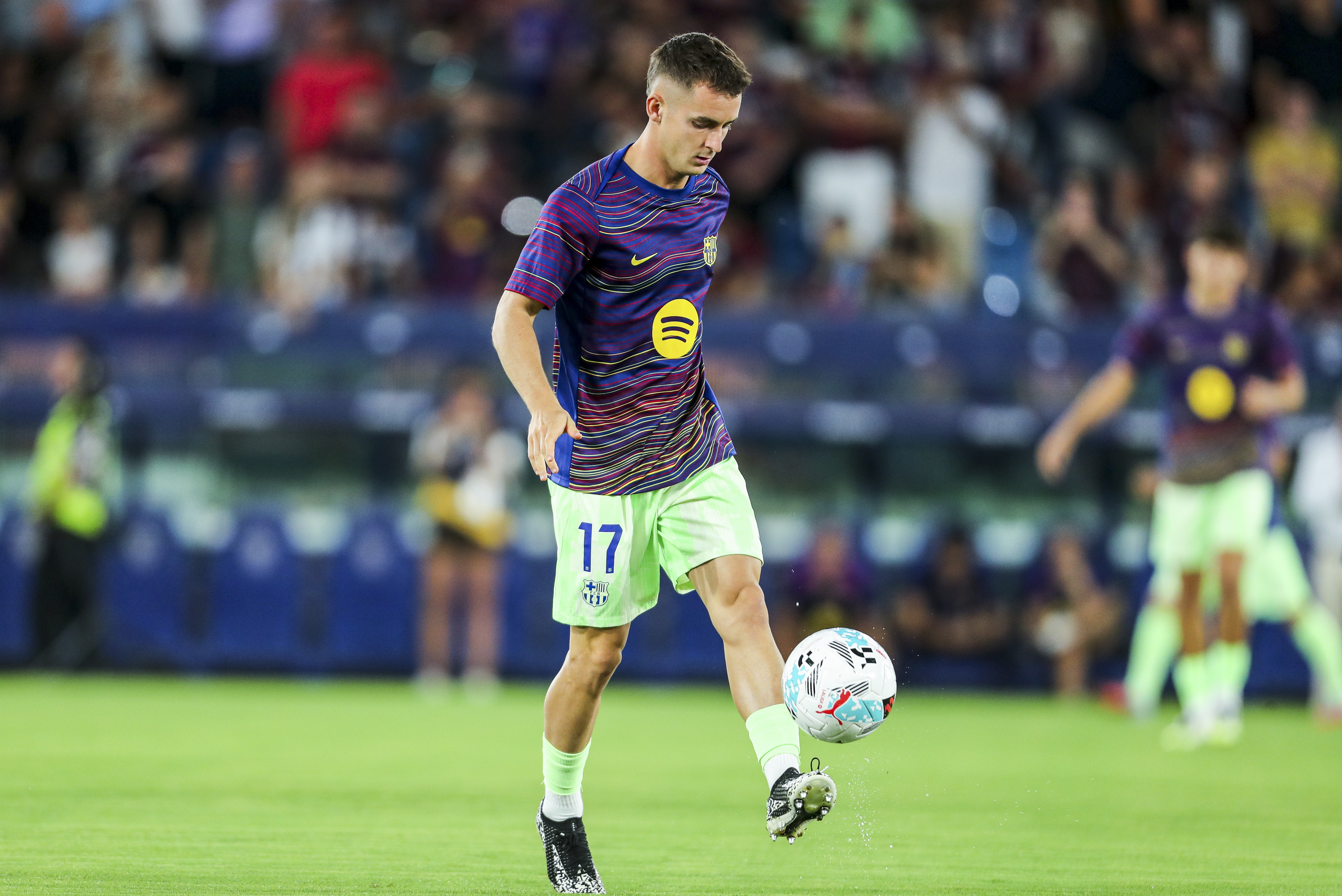 西媒：卡萨多希望在夏窗听取其他球队报价，德科已知晓球员想法