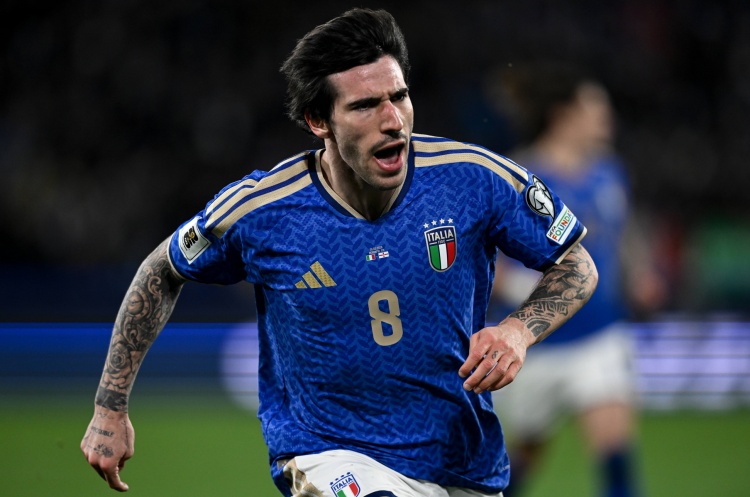 意大利全队身价高达8.385亿欧，波黑全队仅1.241亿欧