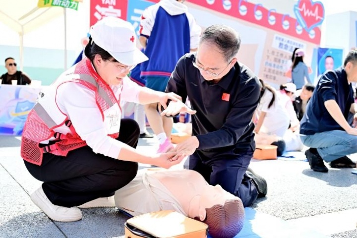 一支球队・健康一座城！足球赋能健康 三秦赛场书写文体惠民新篇