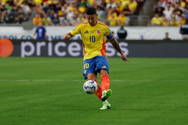 官方：J罗对阵法国次日严重脱水被送医，目前情况已经好转