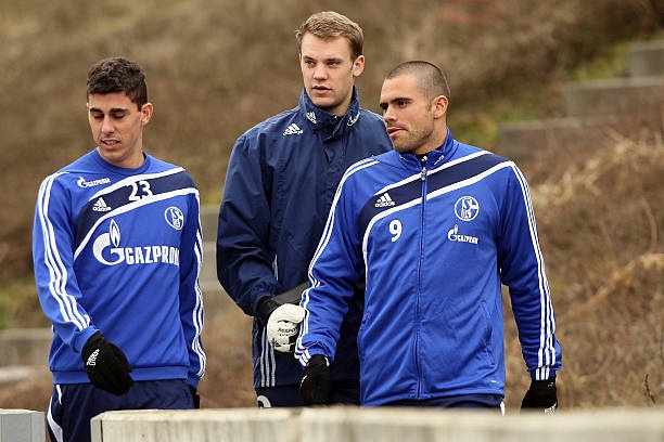 十五年前3000万购入！拜仁2011年签下25岁诺伊尔，他是沙尔克青训