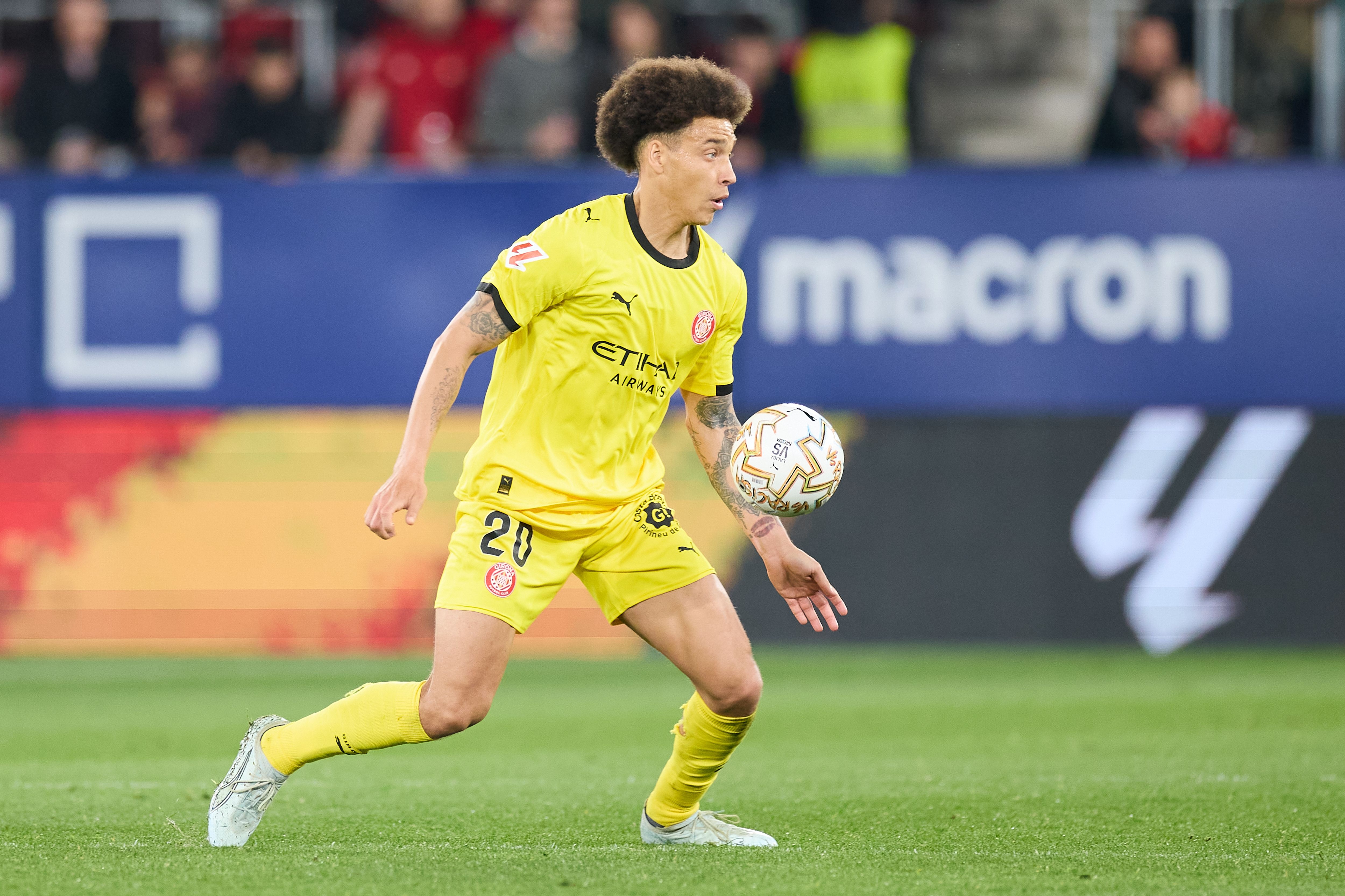 队报：尼斯接近签约37岁老将维特塞尔，将签约1年+1年续约选项