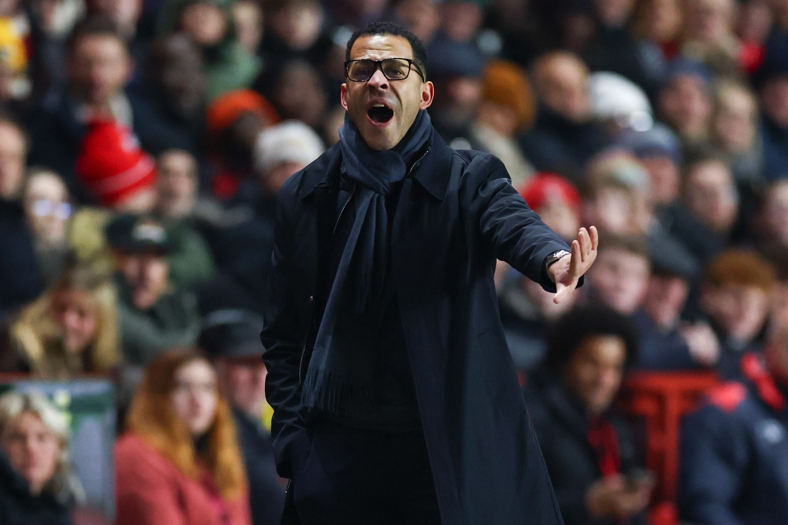 0-3惨败曼城！罗塞尼尔：任何球队都会想念恩佐，我很期待他回归