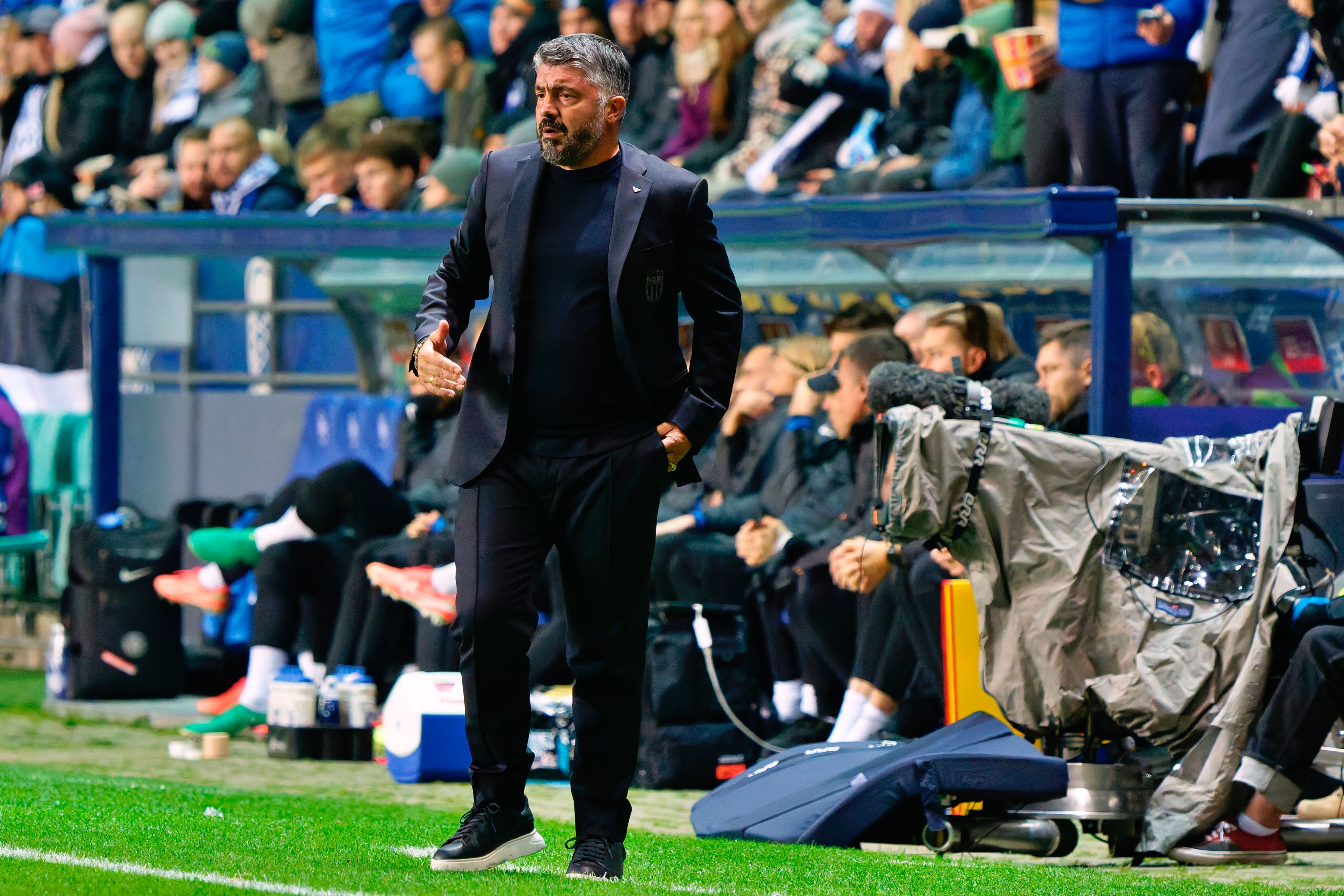 无缘世界杯！米体：加图索赛后落泪、帅位岌岌可危，布冯也将离任