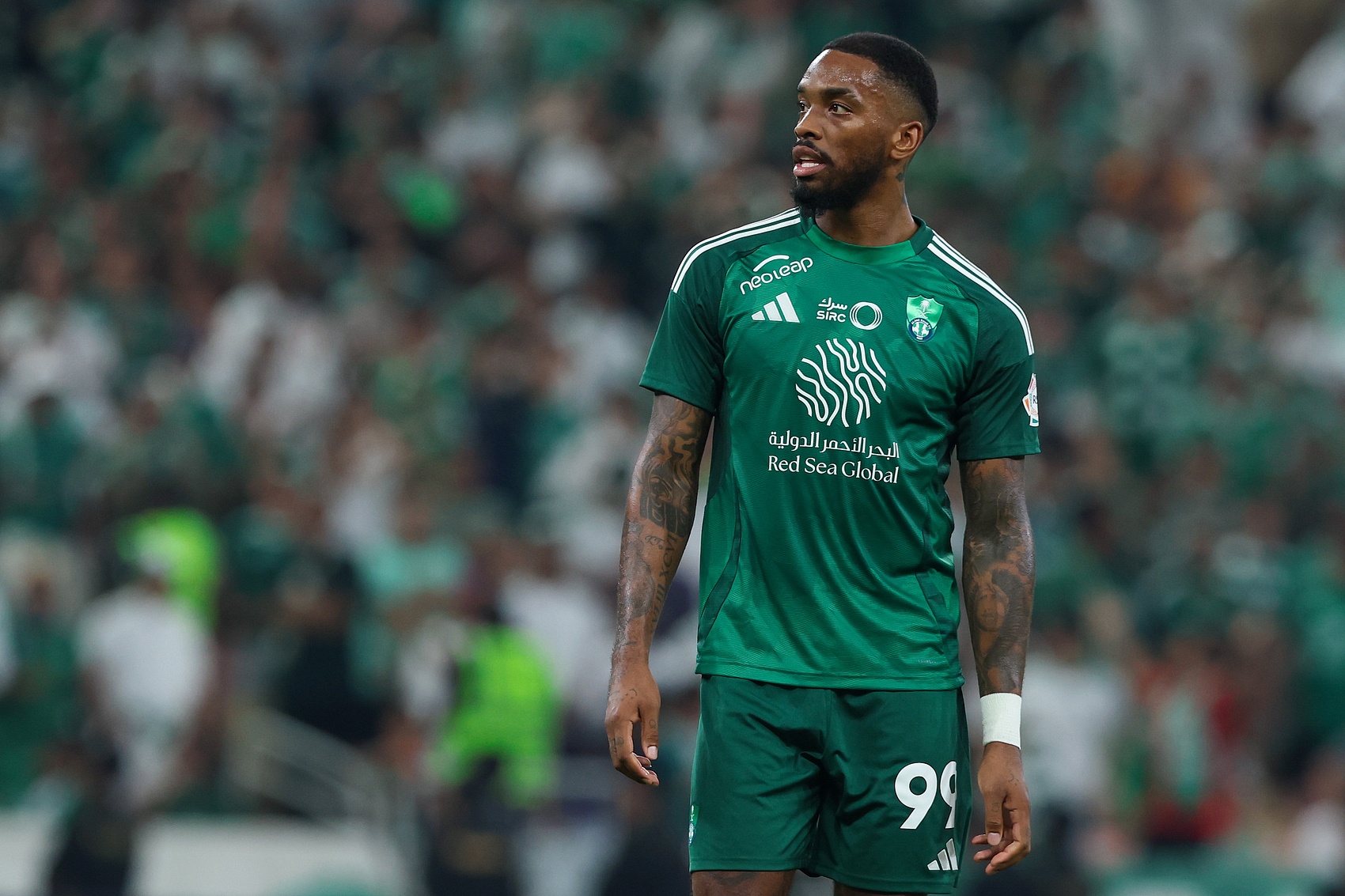 沙特媒体：伊万·托尼质疑比赛公正性，足协调查后未发现证据