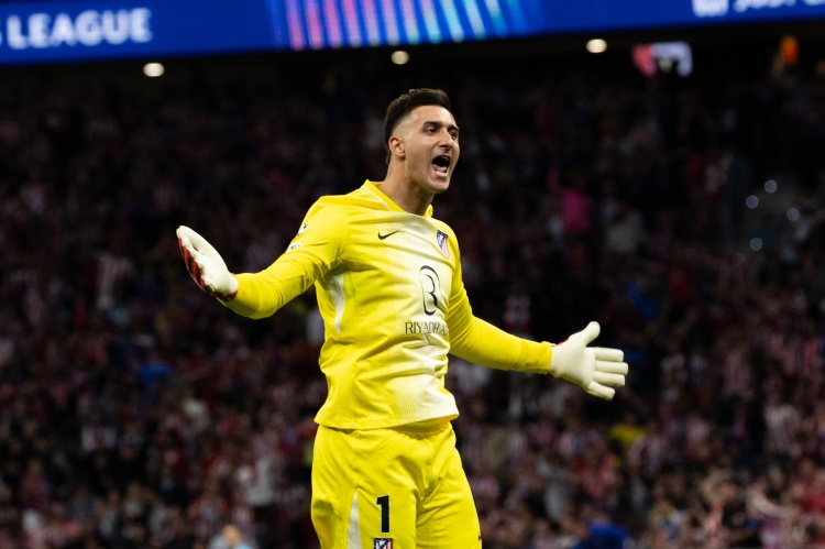 世体：穆索单场完成7次关键扑救，多次化解险情力保马竞晋级