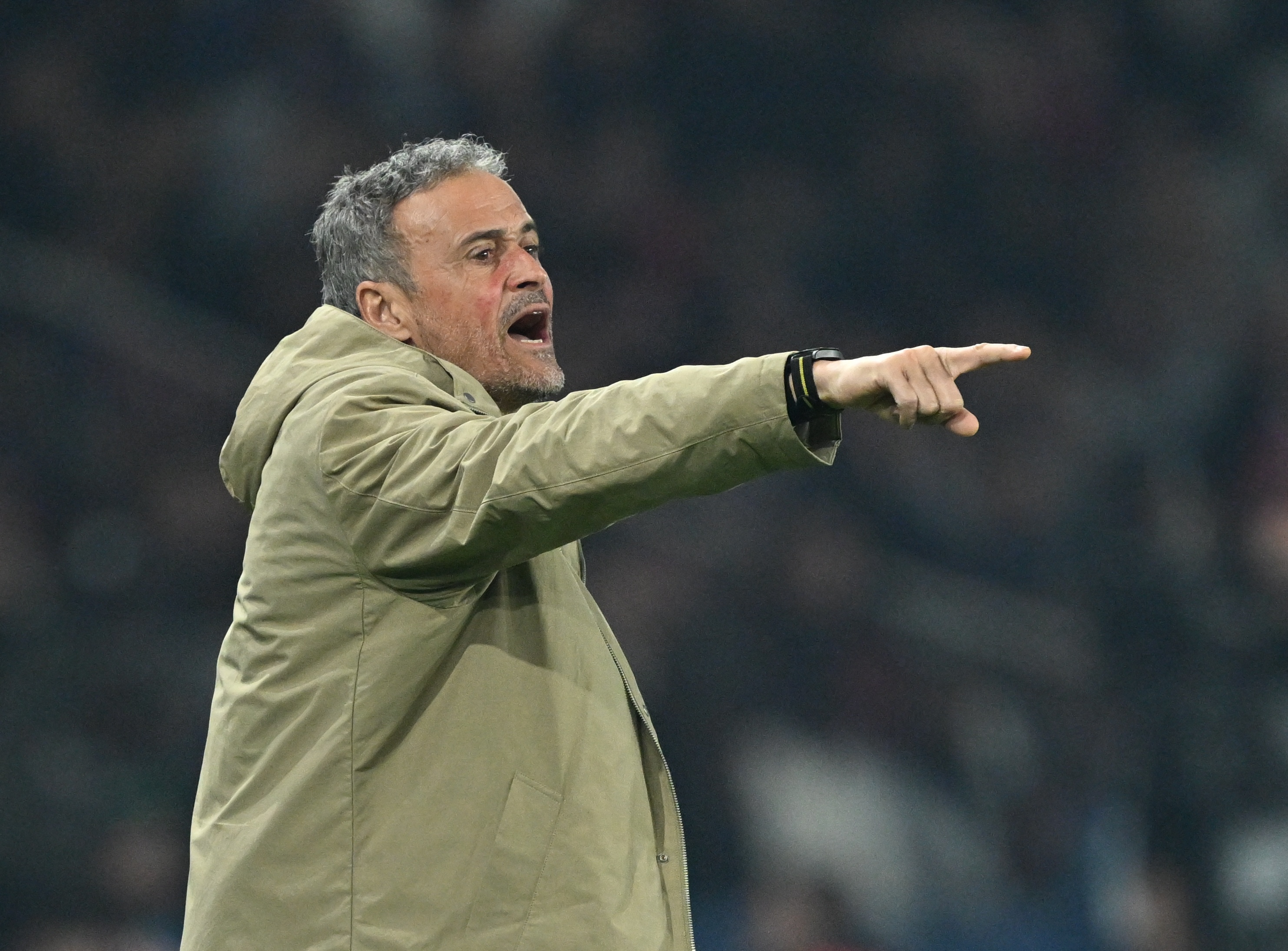 队报：除巴尔科拉、法比安等3人外，巴黎首发预计和1年前相同