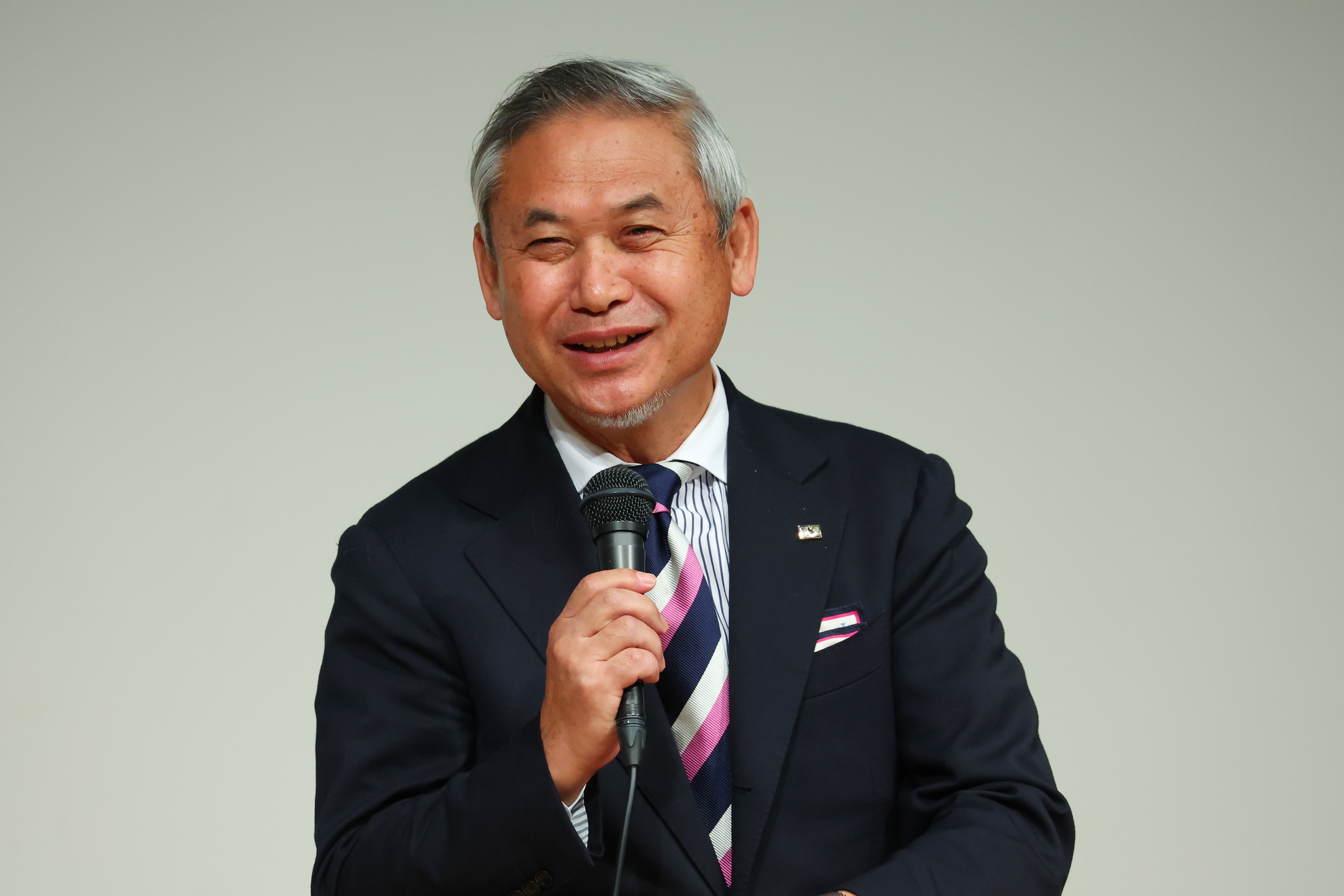 日本女足总监谈冠军教练尼尔森离任：执教方式宽松，引起球员担忧