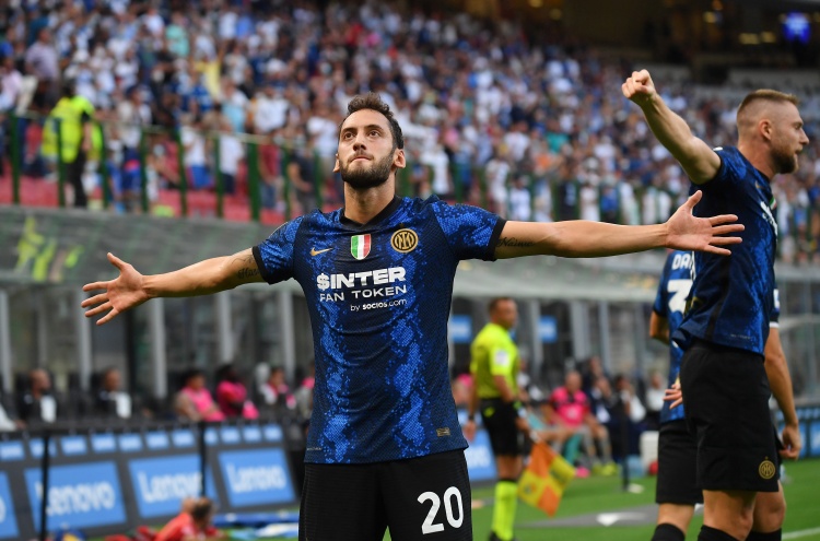 贝隆：恰尔汗奥卢对阵罗马的世界波，在我那个时代是常规操作