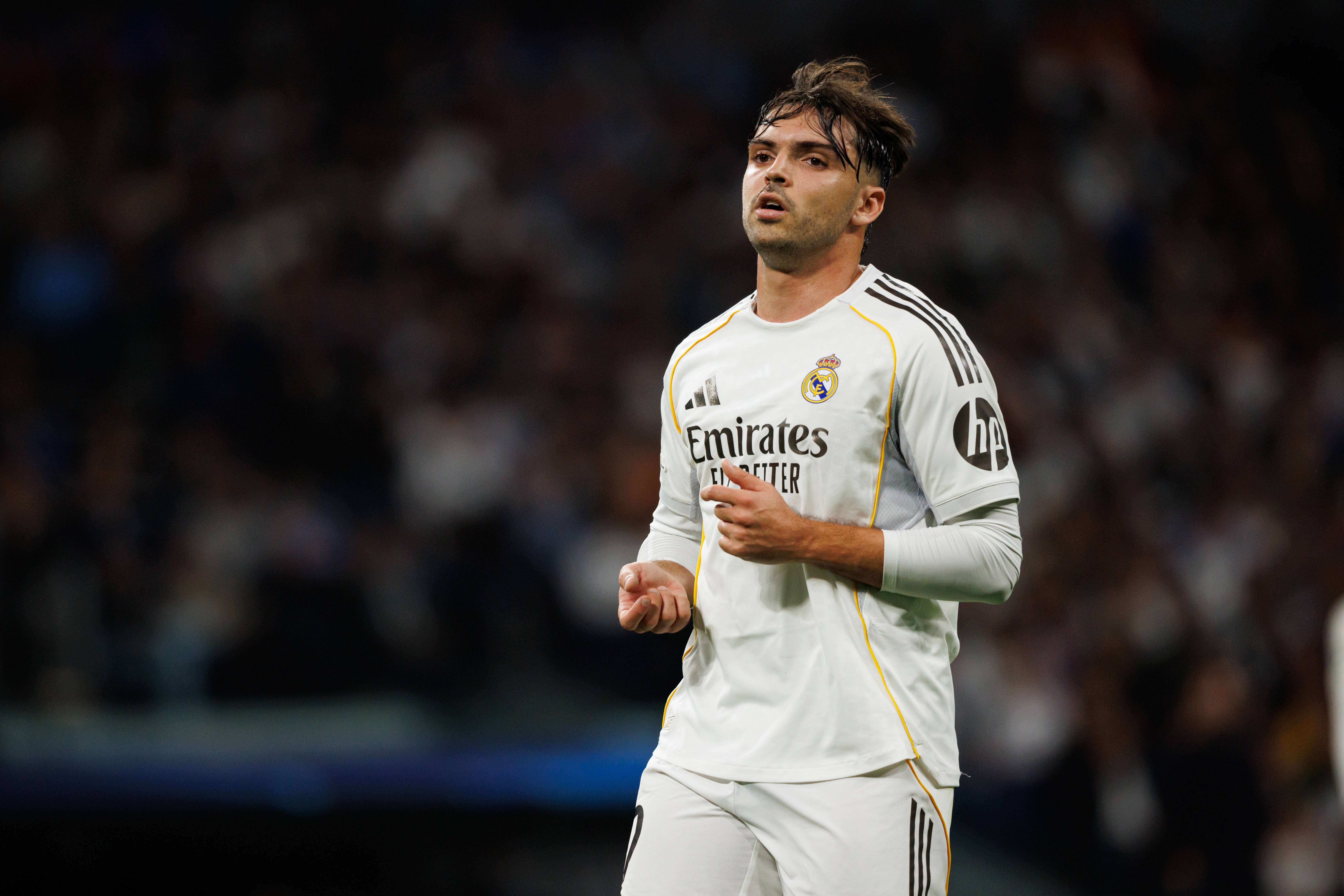 矛盾公开！马卡：阿森西奥不满对曼城替补+质疑阿韦洛亚 而遭弃用