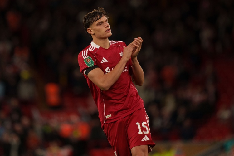 意媒：莱奥尼回到球场上进行个人训练，有望4月底回归利物浦合练