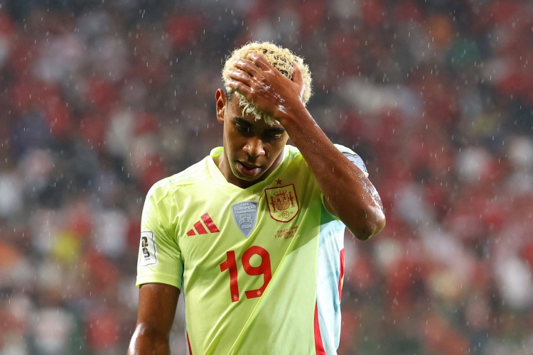 战平埃及，德拉富恩特对阵容进行10处调整仅亚马尔连续首发