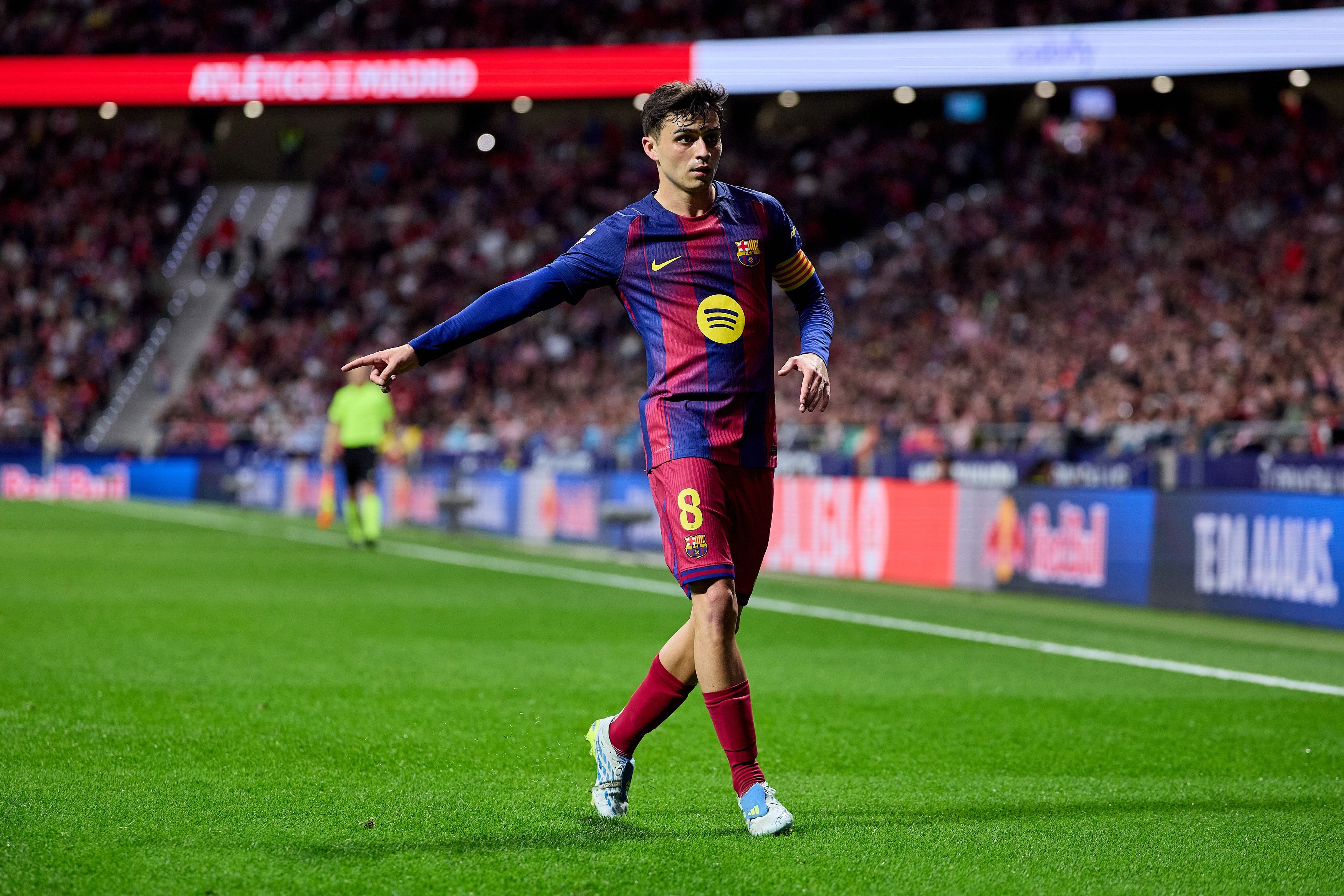 西媒：佩德里肌肉轻微不适并未受伤，巴萨出于保险起见换下他