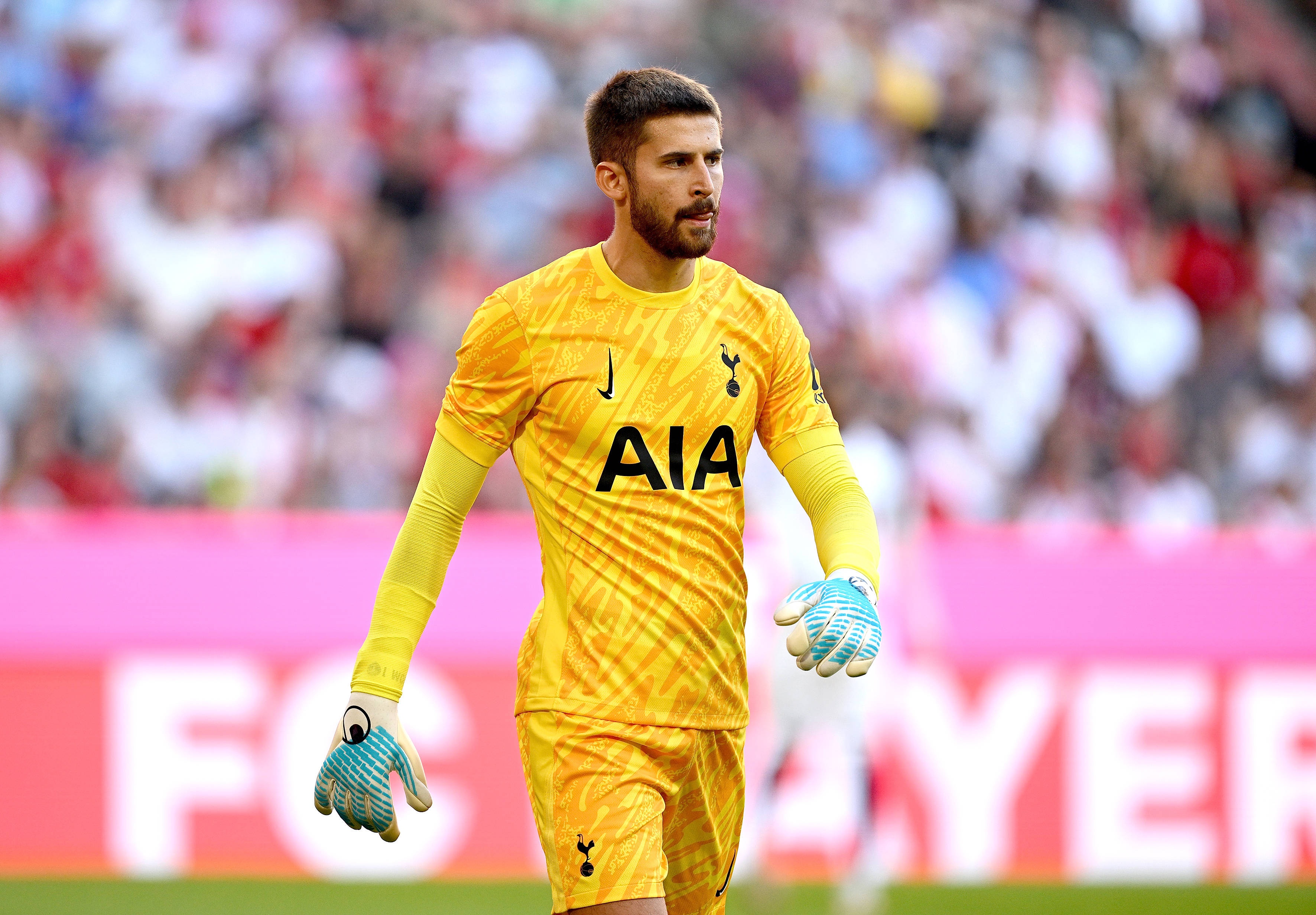 意媒：国米门将引援首选仍是维卡里奥，朗斯门将雷瑟进入名单