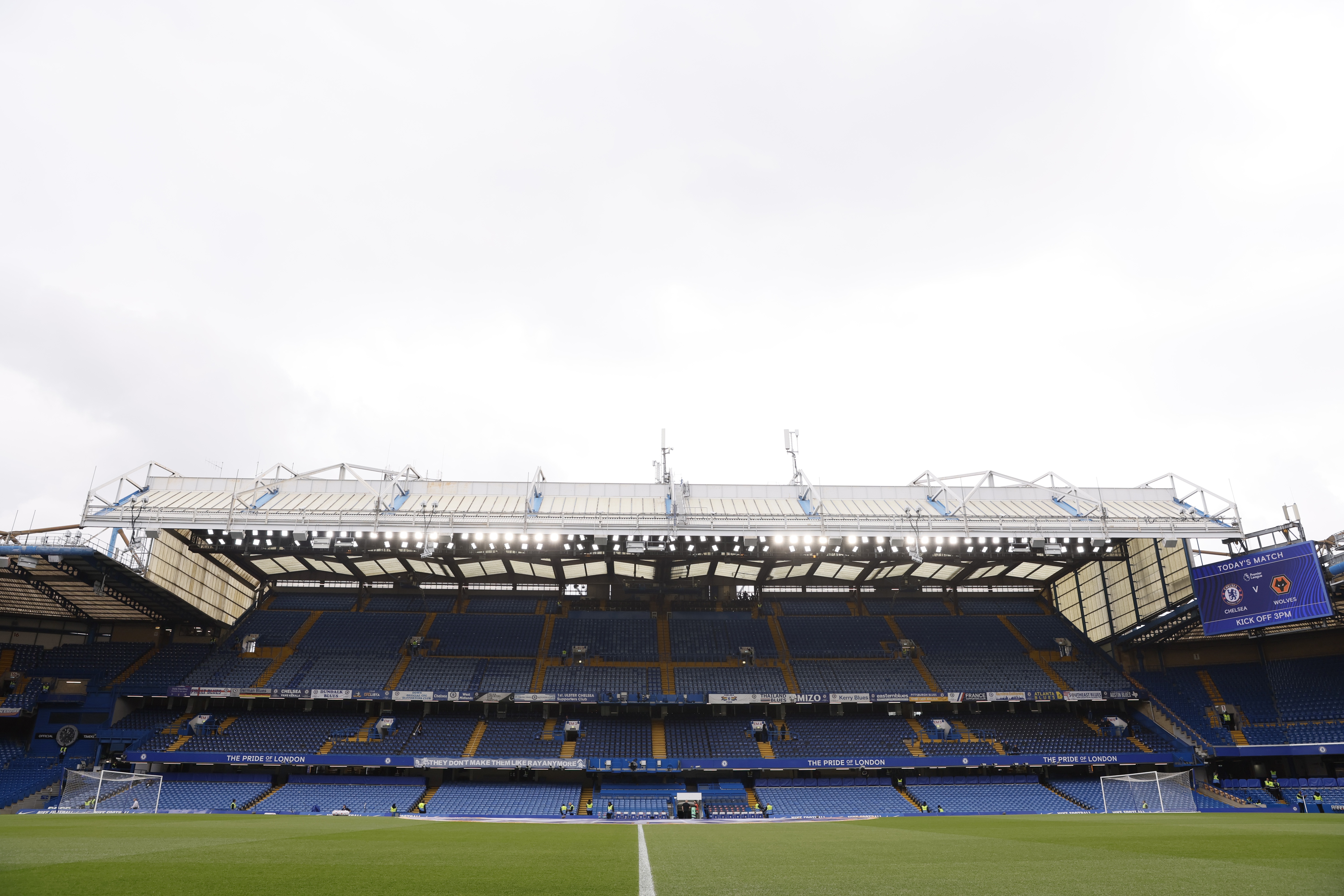 忍无可忍，切尔西球迷在比赛中对自家球员喝倒彩