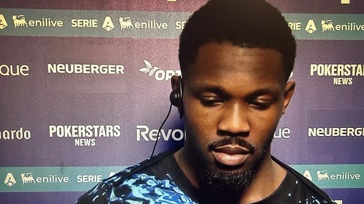 小图拉姆：庆祝动作？献给看台上的一位对我很重要的球迷