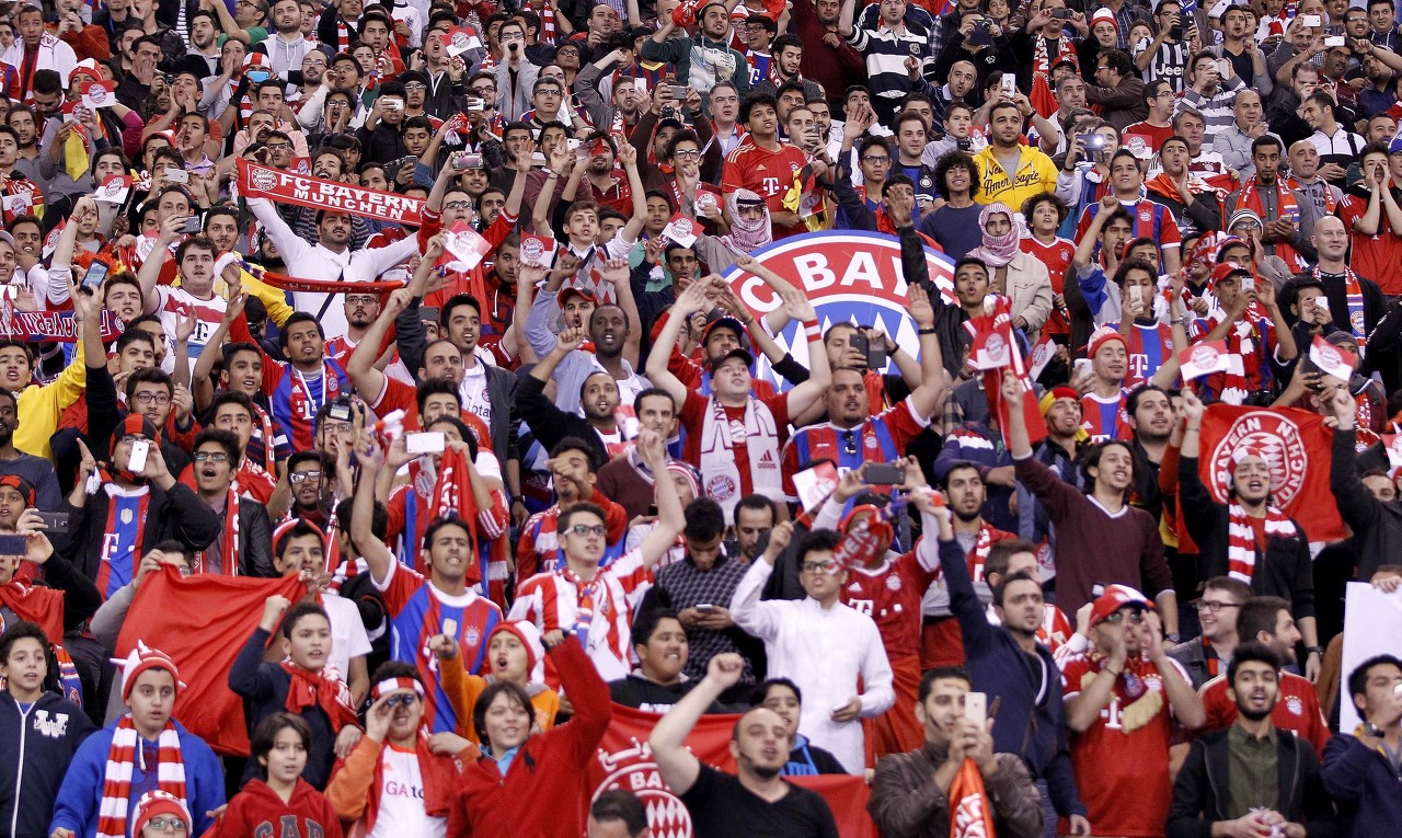 皇仁大战在即！图片报：今晚预计超3875名拜仁球迷到伯纳乌助威