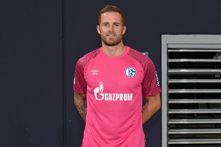 前沙尔克队长费尔曼宣布退役，2018年获德甲亚军但从未入选国家队