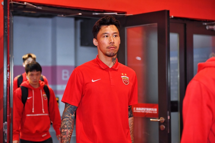 张琳芃：退役后还是会当教练已经准备5年 广州队消失有些无法接受