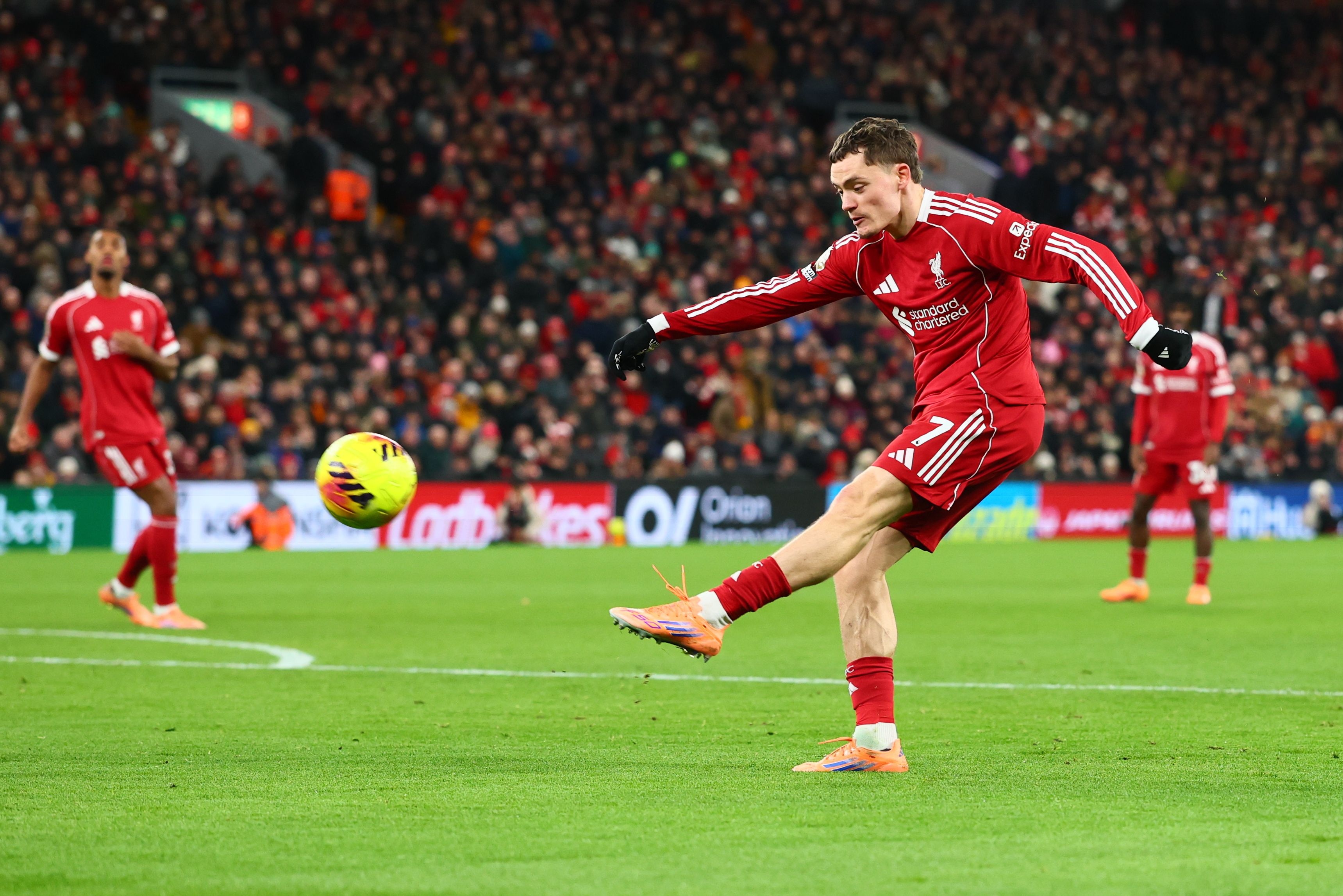 维尔茨英超运动战创造50次机会仅次B费，首秀赛季位列队史第4位