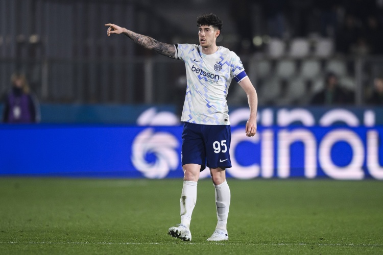 罗马诺：巴萨已经开始接触巴斯托尼，国米要价不会低于5000万欧元