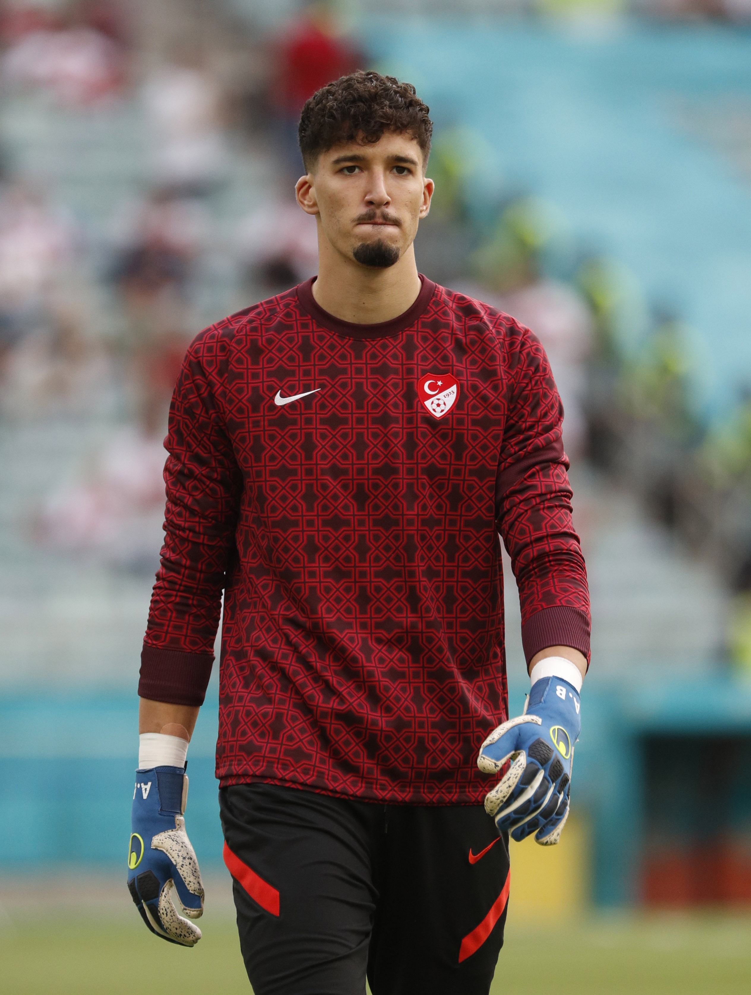 土耳其球员谈参加世界杯：比赛一结束我们就哭了，土耳其值得