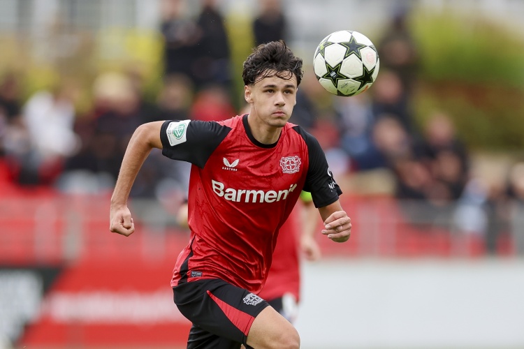 佩杜拉：那不勒斯有意18岁波黑边锋阿拉伊贝戈维奇